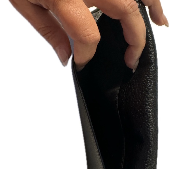 Black leather Coach wallet in excellent condition - Picture 3 of 3